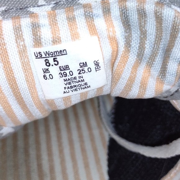 Vans Lace Up - Picture 10 of 10